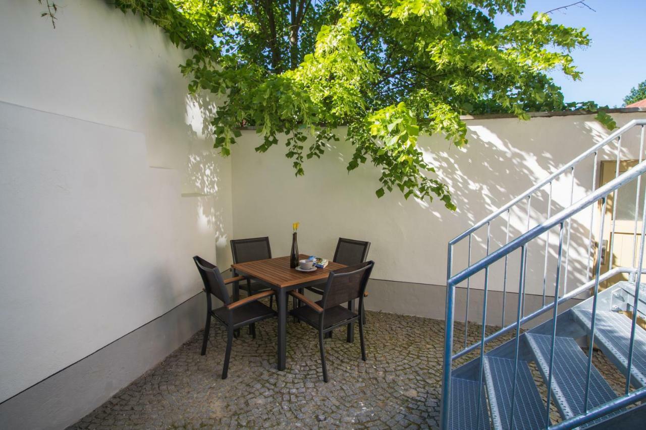 Domizil Naumburg Villa เนาม์บวร์ก ภายนอก รูปภาพ